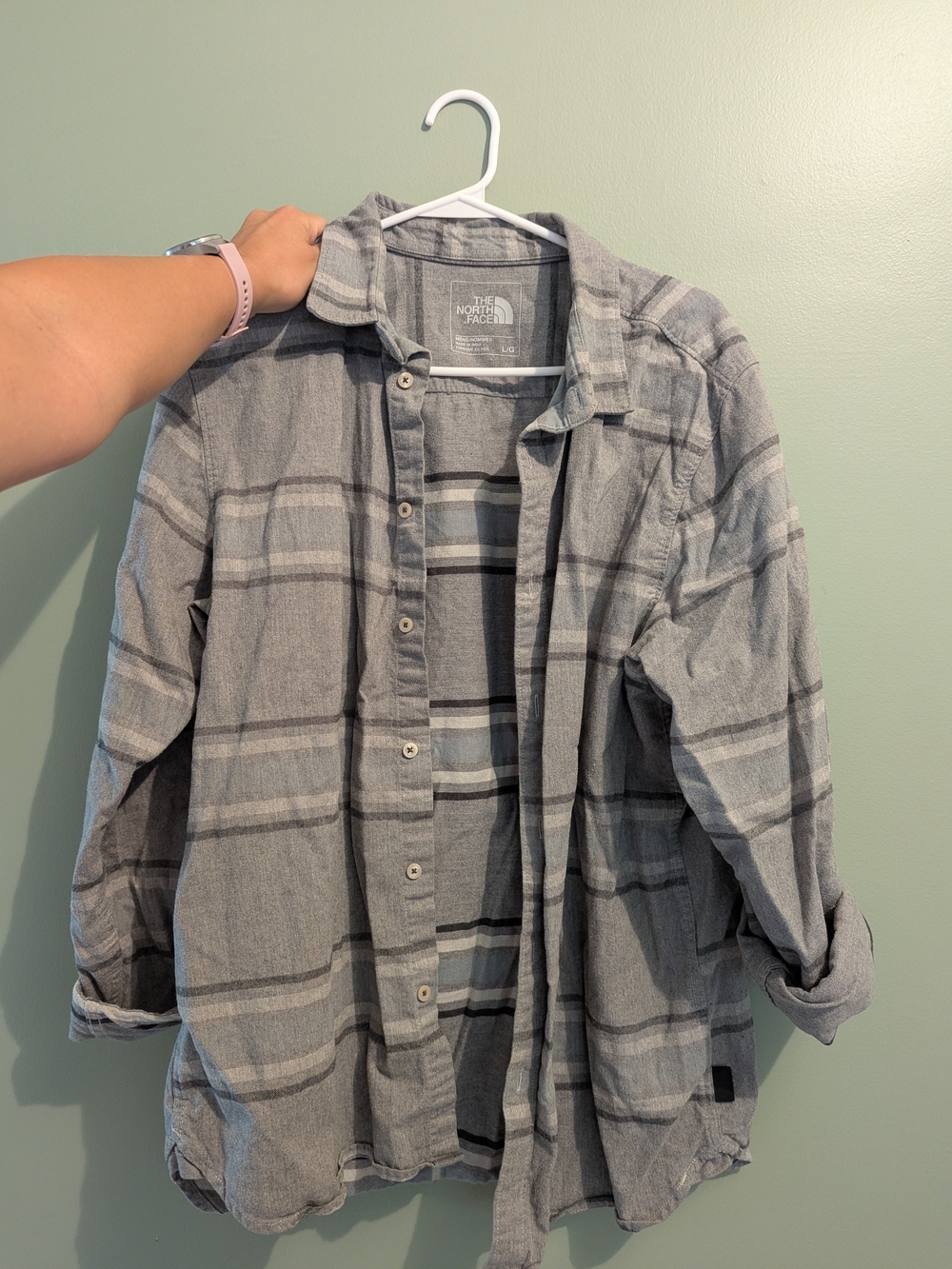 The North Face Men's Gray Plaid Button-Up Shirt Size L